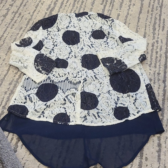 Anthropologie HD in Paris Rochelle Lace Blouse - Picture 11 of 12